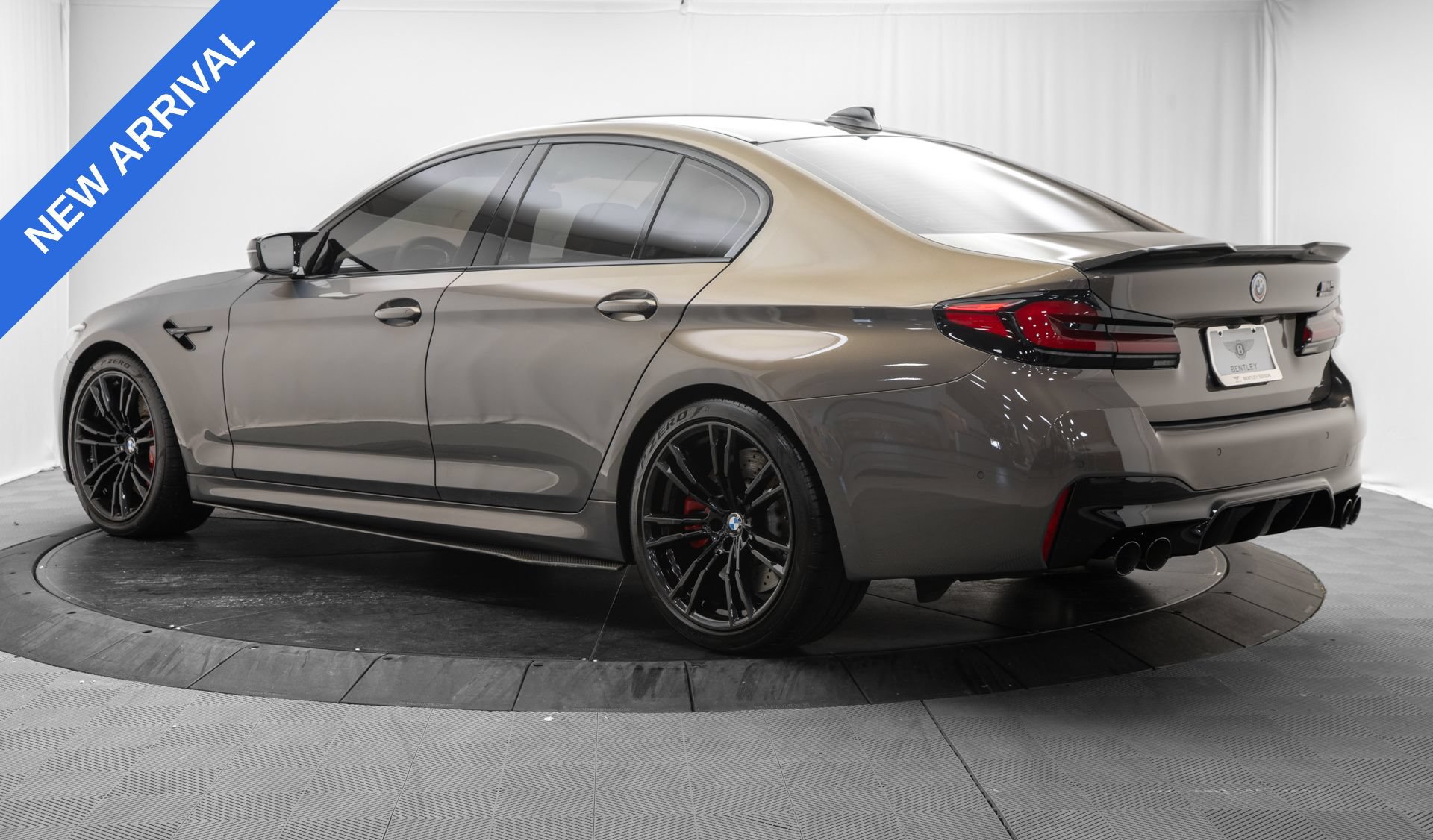 Used 2023 BMW M5 w/ Competition Package AWD/4WD image 5