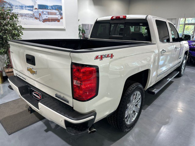 Used 2015 Chevrolet Silverado 1500 High Country w/ High Country Premium Package AWD/4WD image 22
