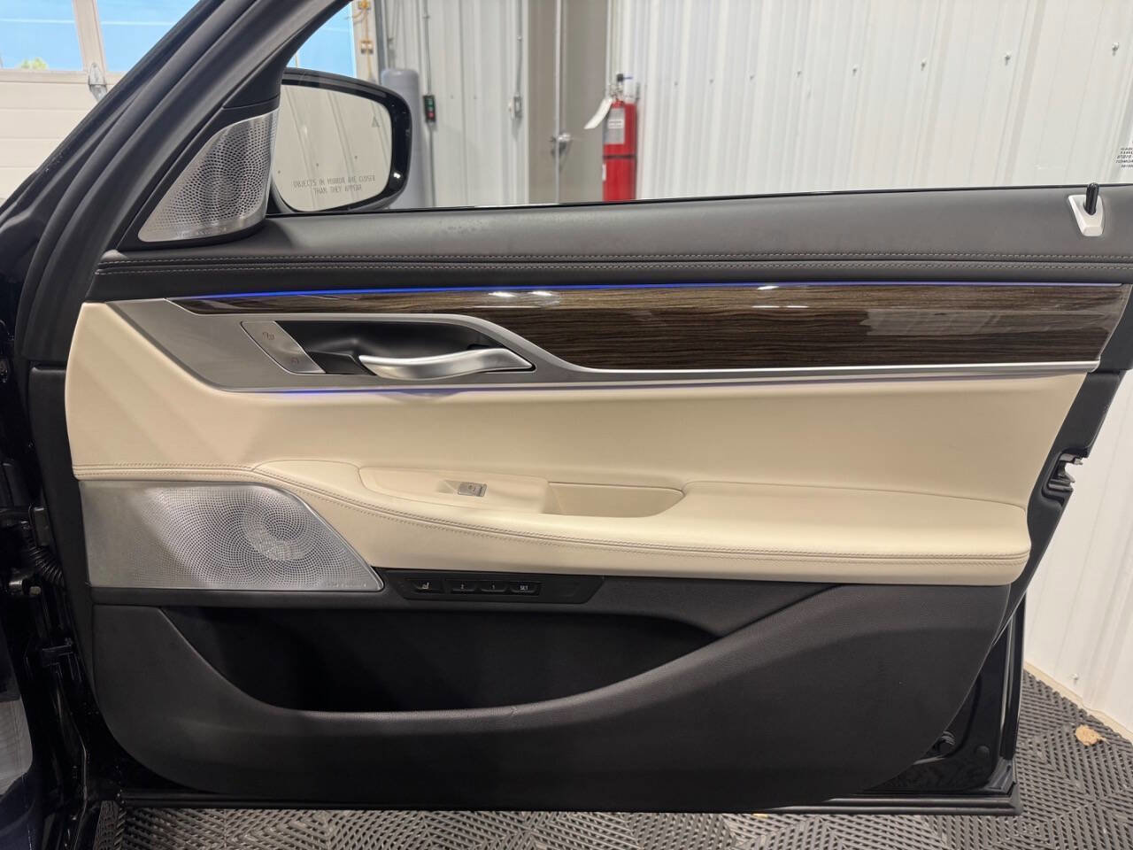 Used 2019 BMW M760i xDrive w/ Luxury Rear Seating Package image 31