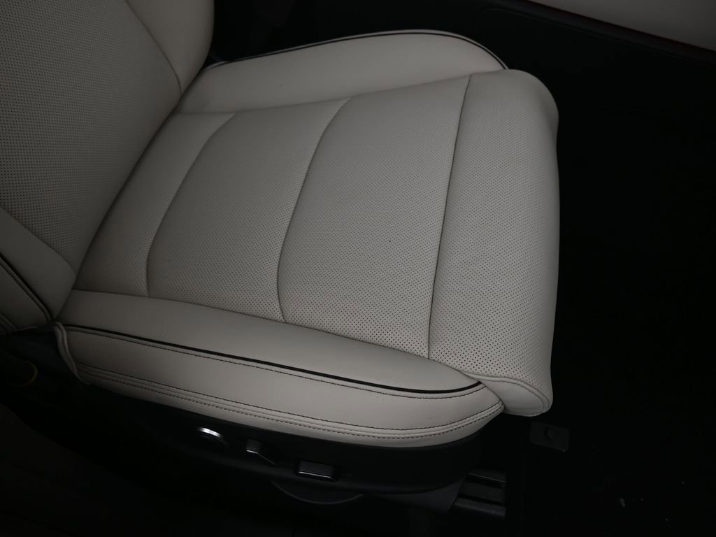 New 2026 Genesis GV70 2.5T Advanced image 13