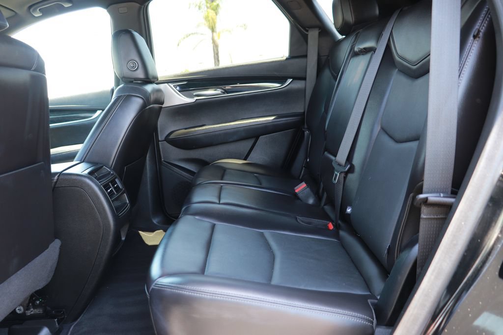 Used 2023 Cadillac XT5 Premium Luxury FWD image 12