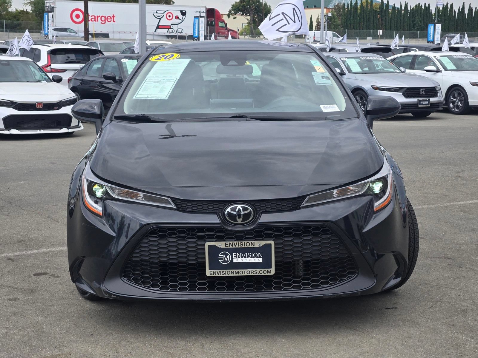 Used 2020 Toyota Corolla LE w/ Carpet Mat Package (TMS) FWD image 2