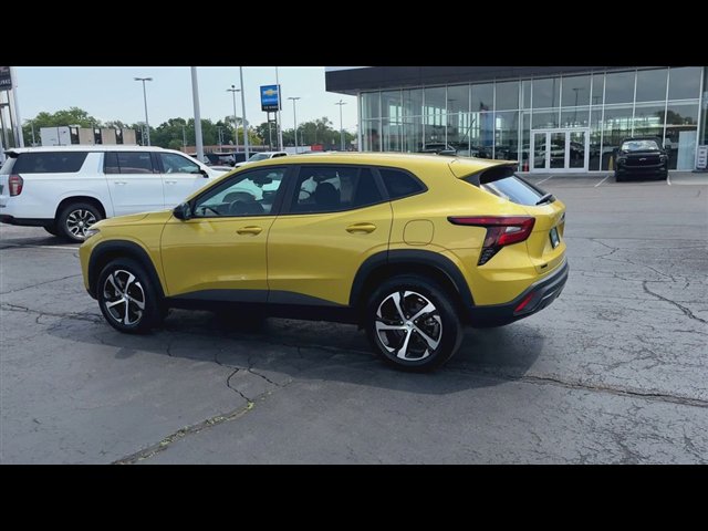 Used 2024 Chevrolet Trax RS w/ Driver Confidence Package FWD image 6