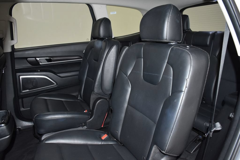 Used 2025 Kia Telluride S AWD/4WD image 31
