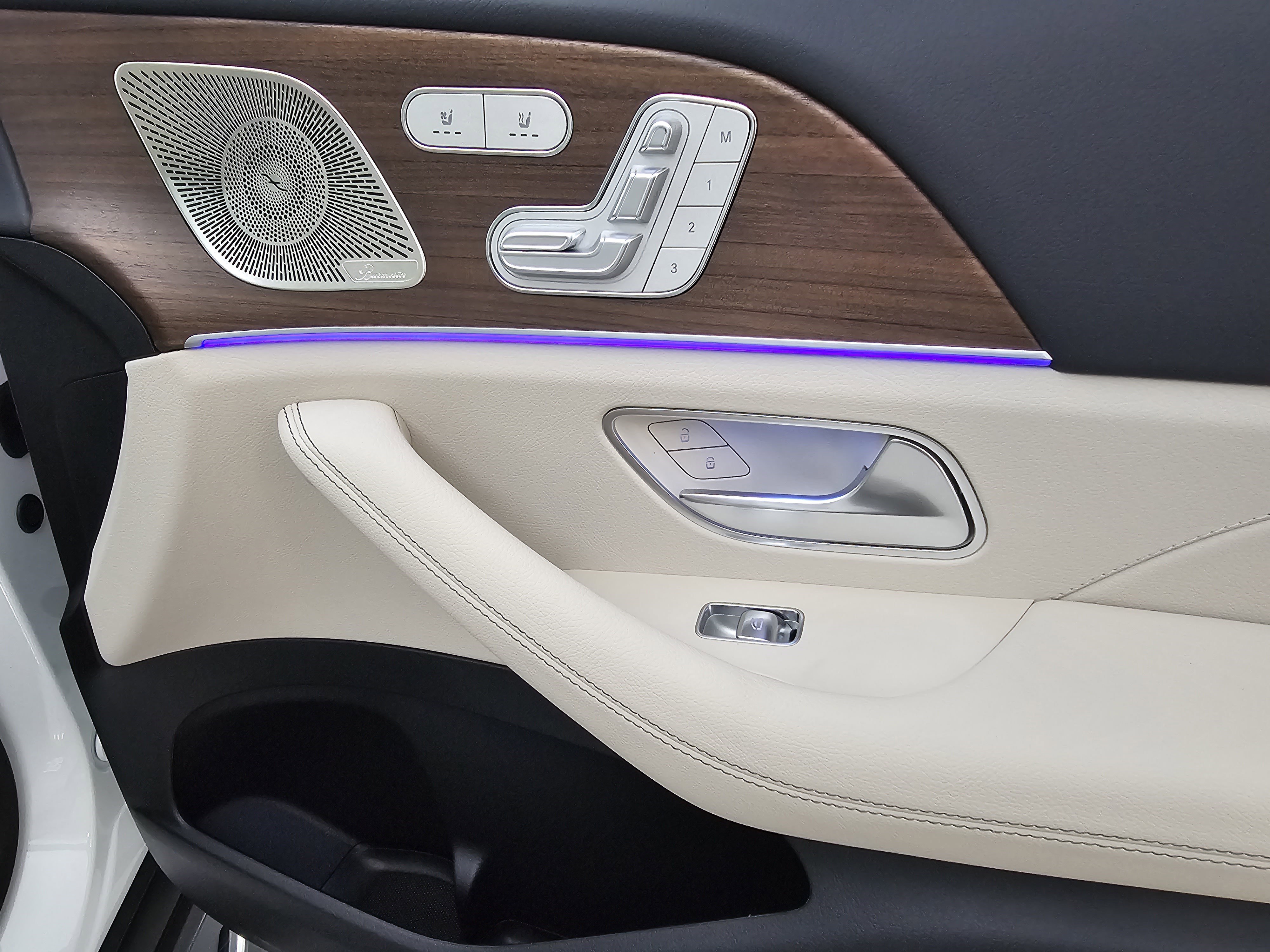 New 2026 Mercedes-Benz GLS 450 4MATIC image 15