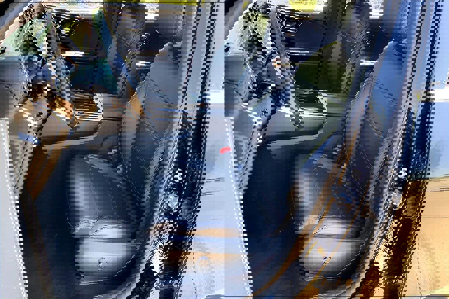 Used 2024 Mercedes-Benz GLC 300 image 8