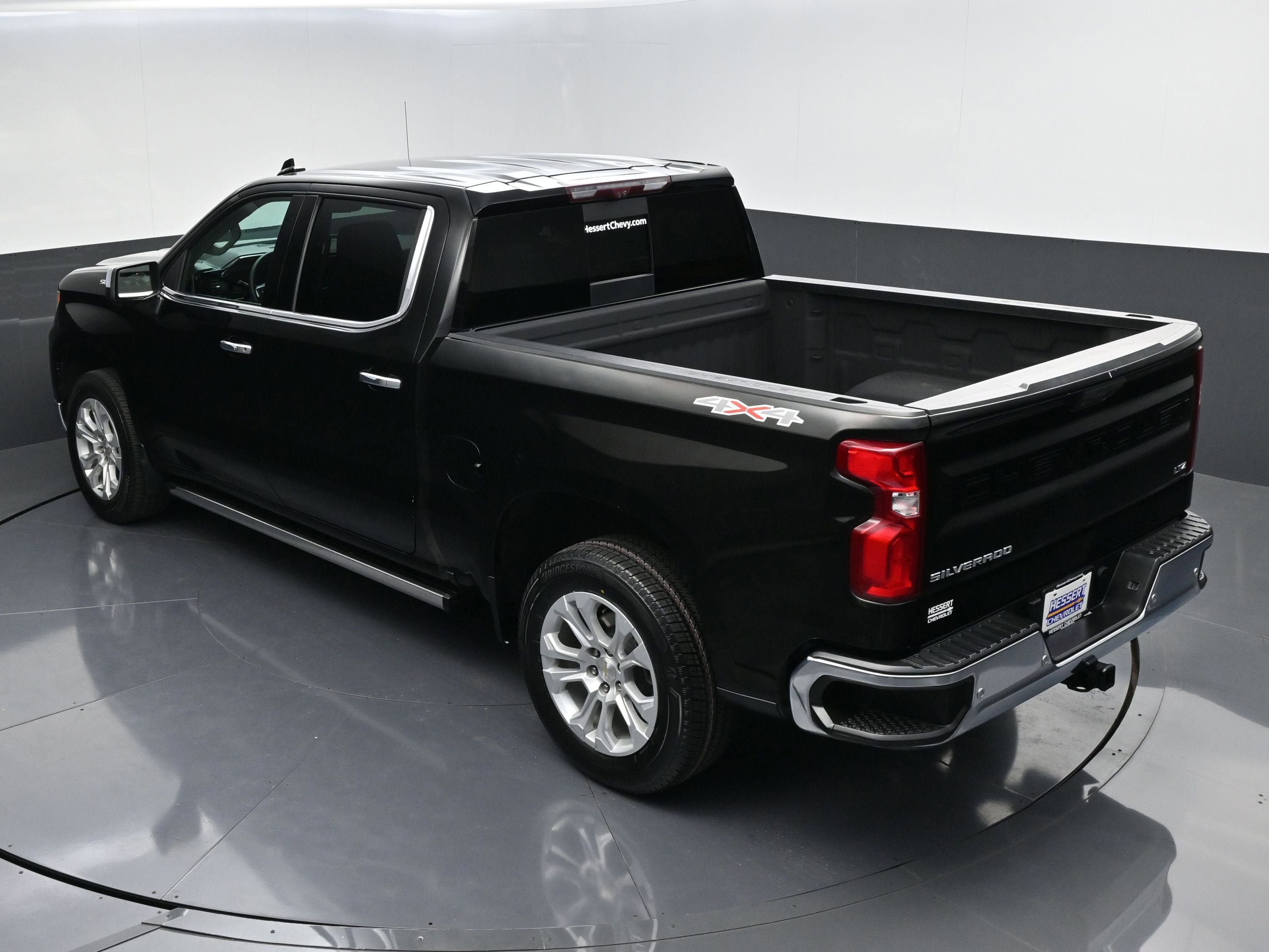 Certified 2023 Chevrolet Silverado 1500 LTZ w/ Technology Package AWD/4WD image 42
