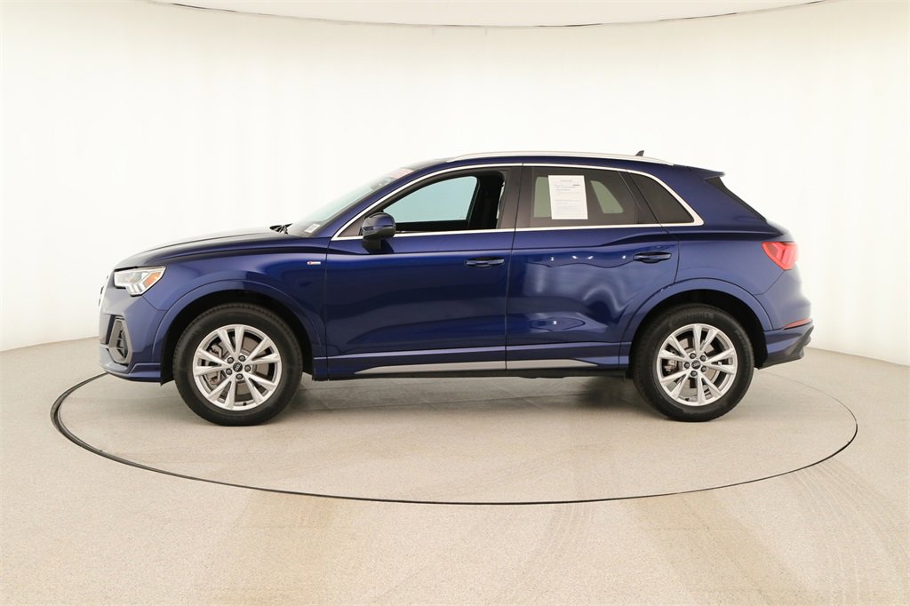 Certified 2023 Audi Q3 2.0T Premium Plus w/ Premium Plus Package image 2