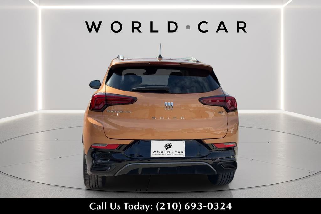 Used 2024 Buick Encore GX Sport Touring w/ Advanced Technology Package image 4