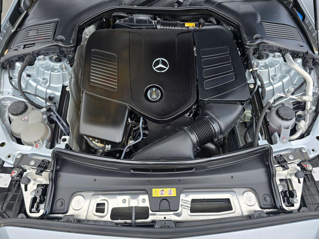 Used 2024 Mercedes-Benz C 300 4MATIC Sedan w/ AMG Line w/ Night Package image 10