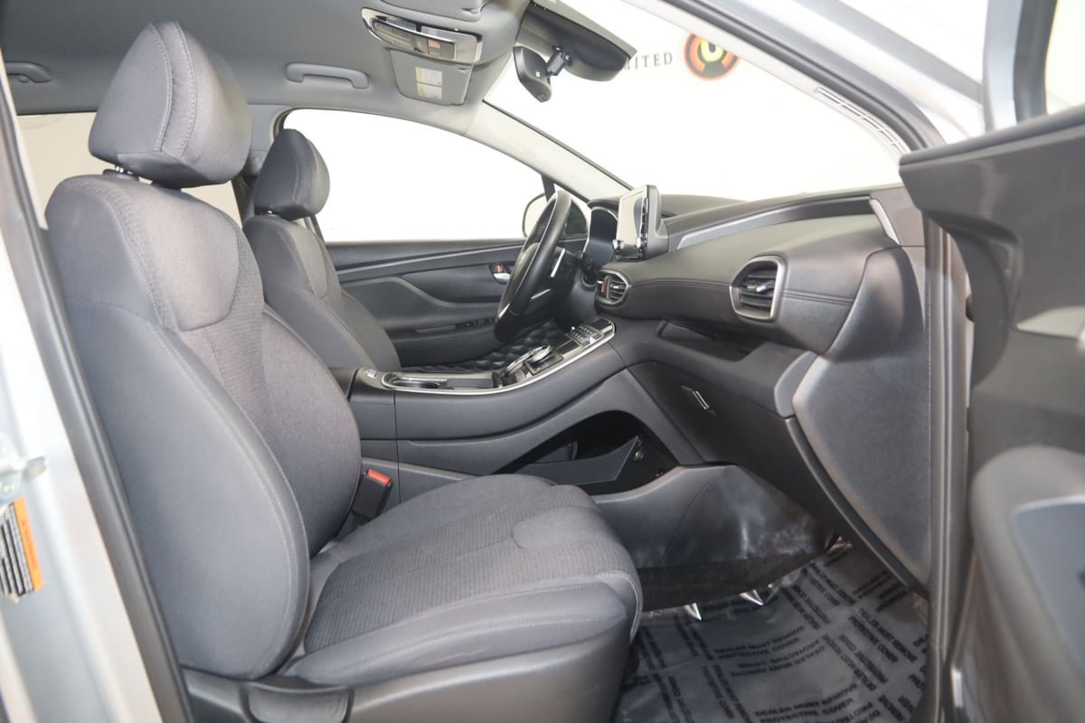 Used 2022 Hyundai Santa Fe XRT FWD image 12