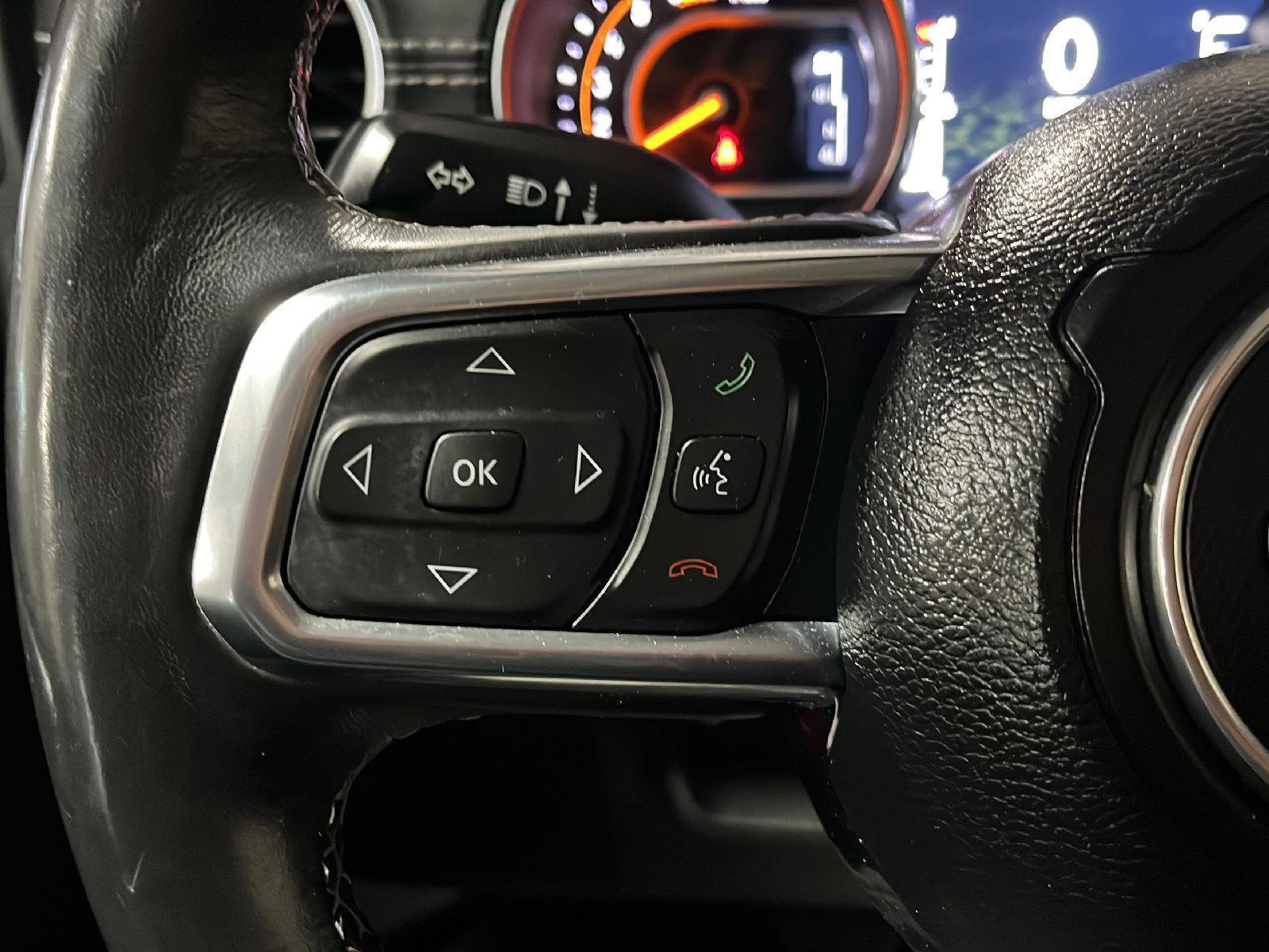 Used 2019 Jeep Wrangler Unlimited Sahara image 18