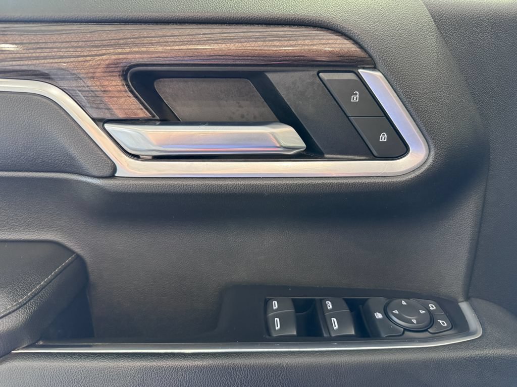 Certified 2022 Chevrolet Silverado 1500 RST AWD/4WD image 28