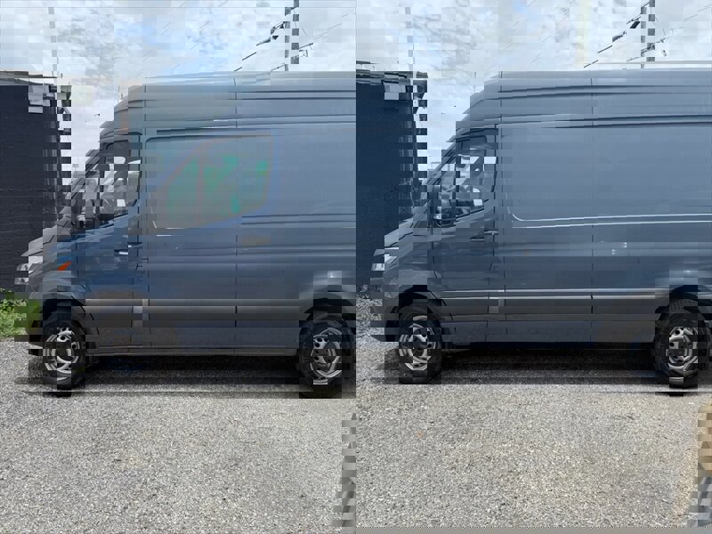 Used 2019 Mercedes-Benz Sprinter 170 image 4