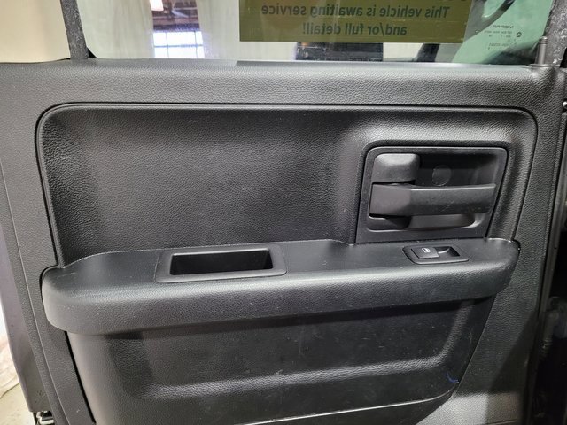 Used 2018 RAM 1500 ST w/ SXT Appearance Group image 45