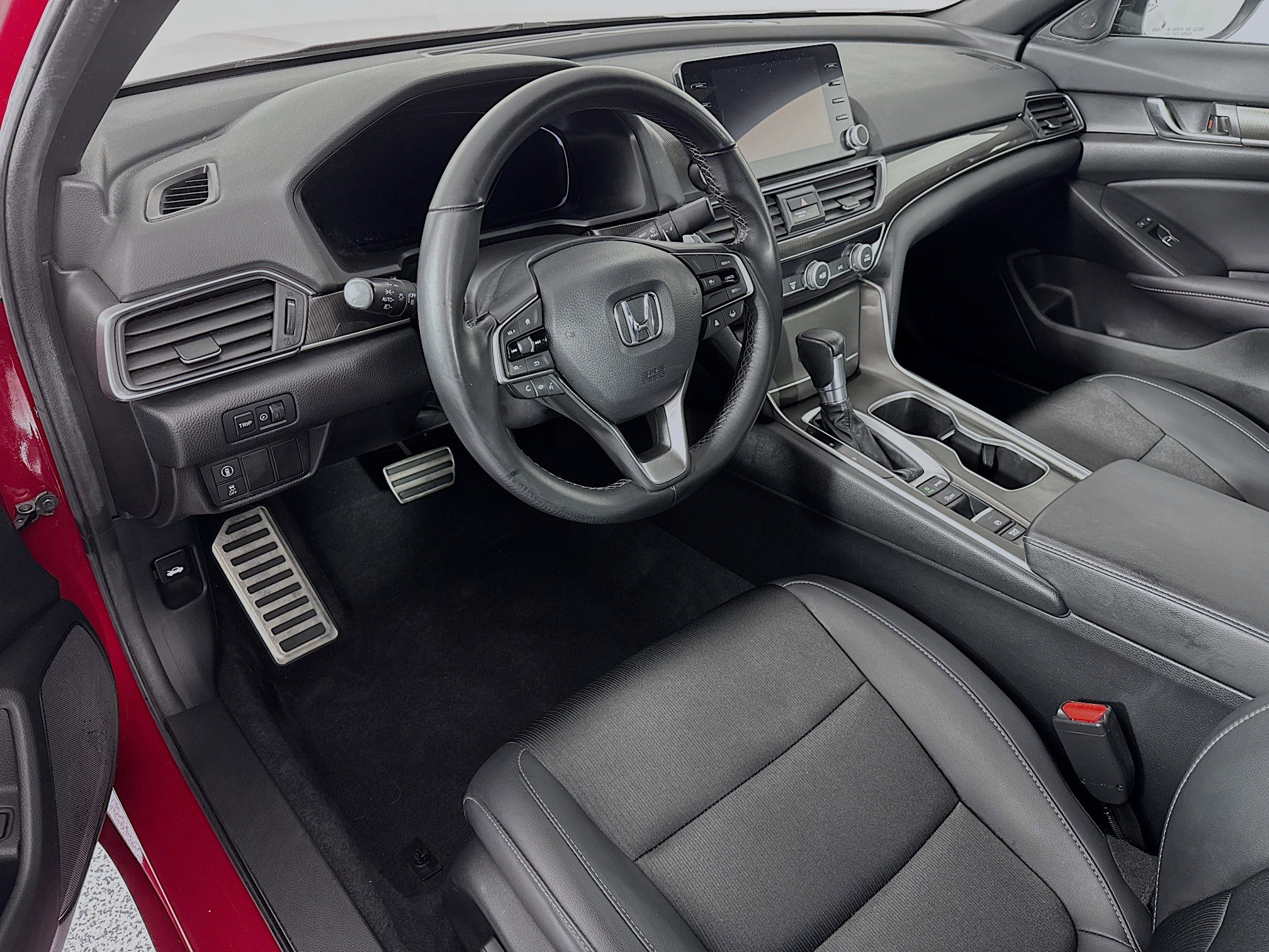 Used 2021 Honda Accord Sport image 9