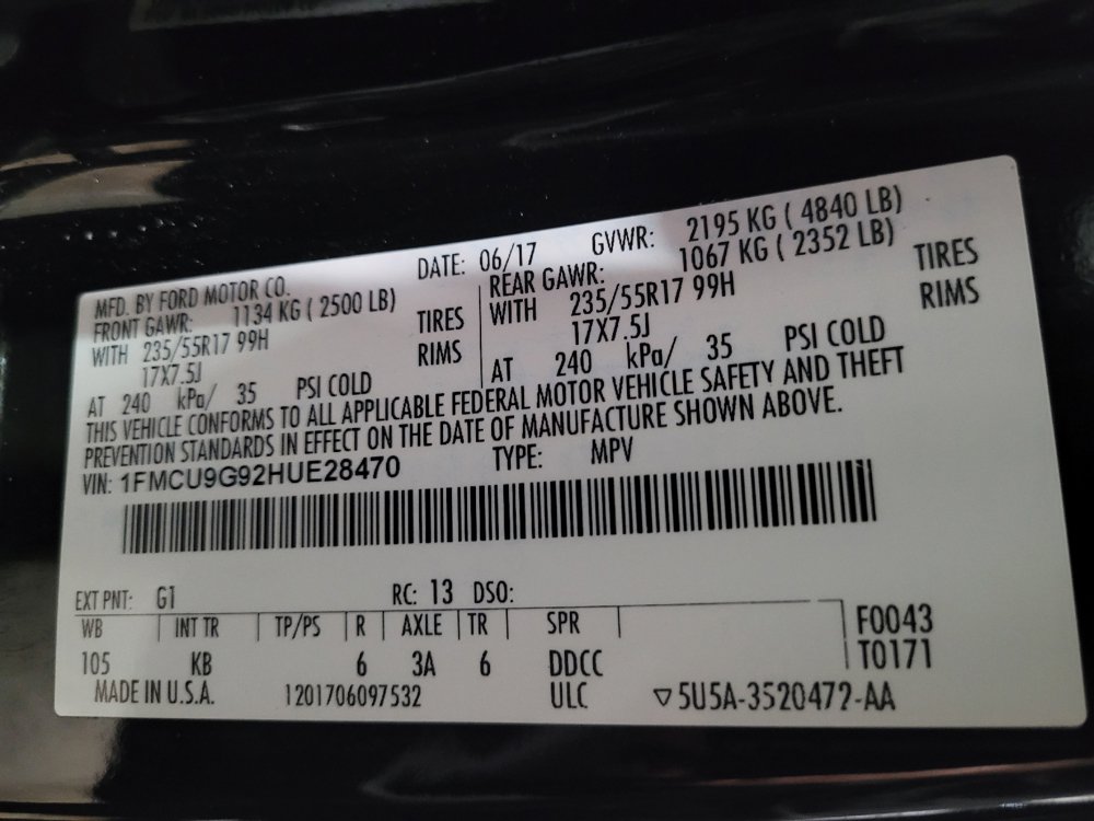 Used 2017 Ford Escape SE w/ Equipment Group 201A AWD/4WD image 33