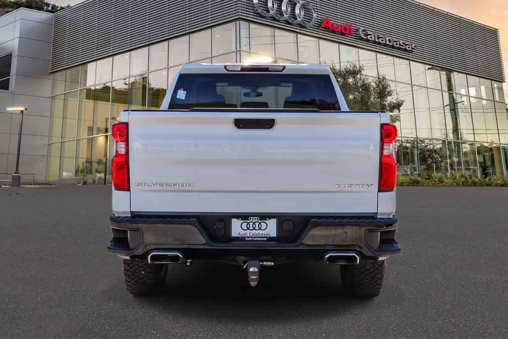 Used 2021 Chevrolet Silverado 1500 Custom Trail Boss AWD/4WD image 3