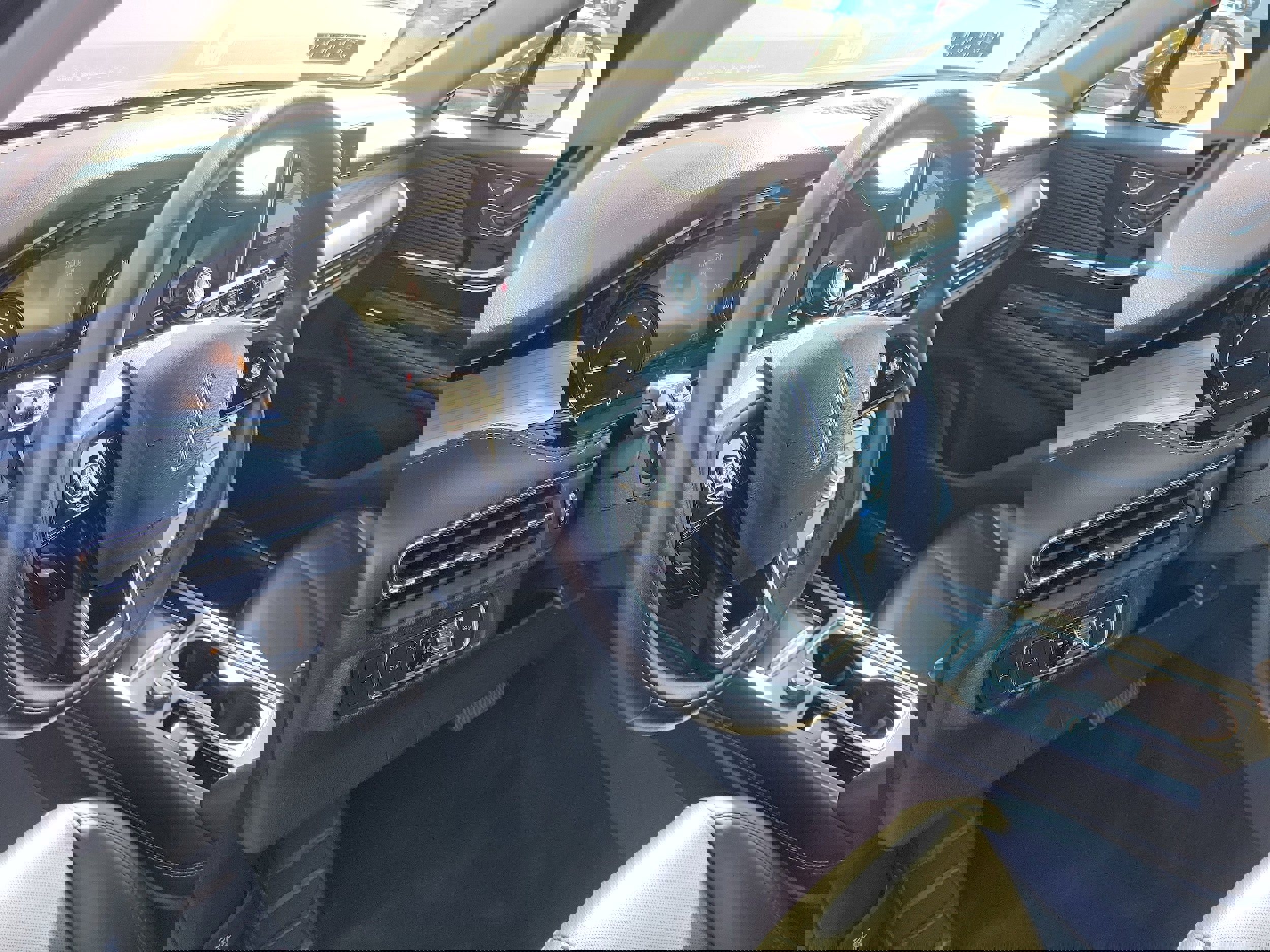 Used 2022 Lincoln Corsair AWD w/ Equipment Group 101A image 19