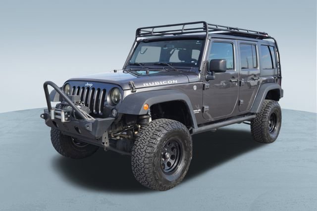 Used 2016 Jeep Wrangler Unlimited Rubicon w/ Connectivity Group image 3