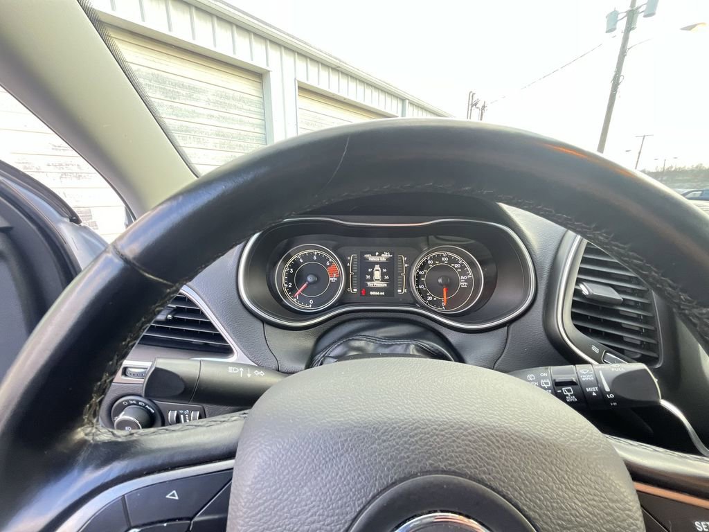 Used 2021 Jeep Cherokee Latitude Plus image 15