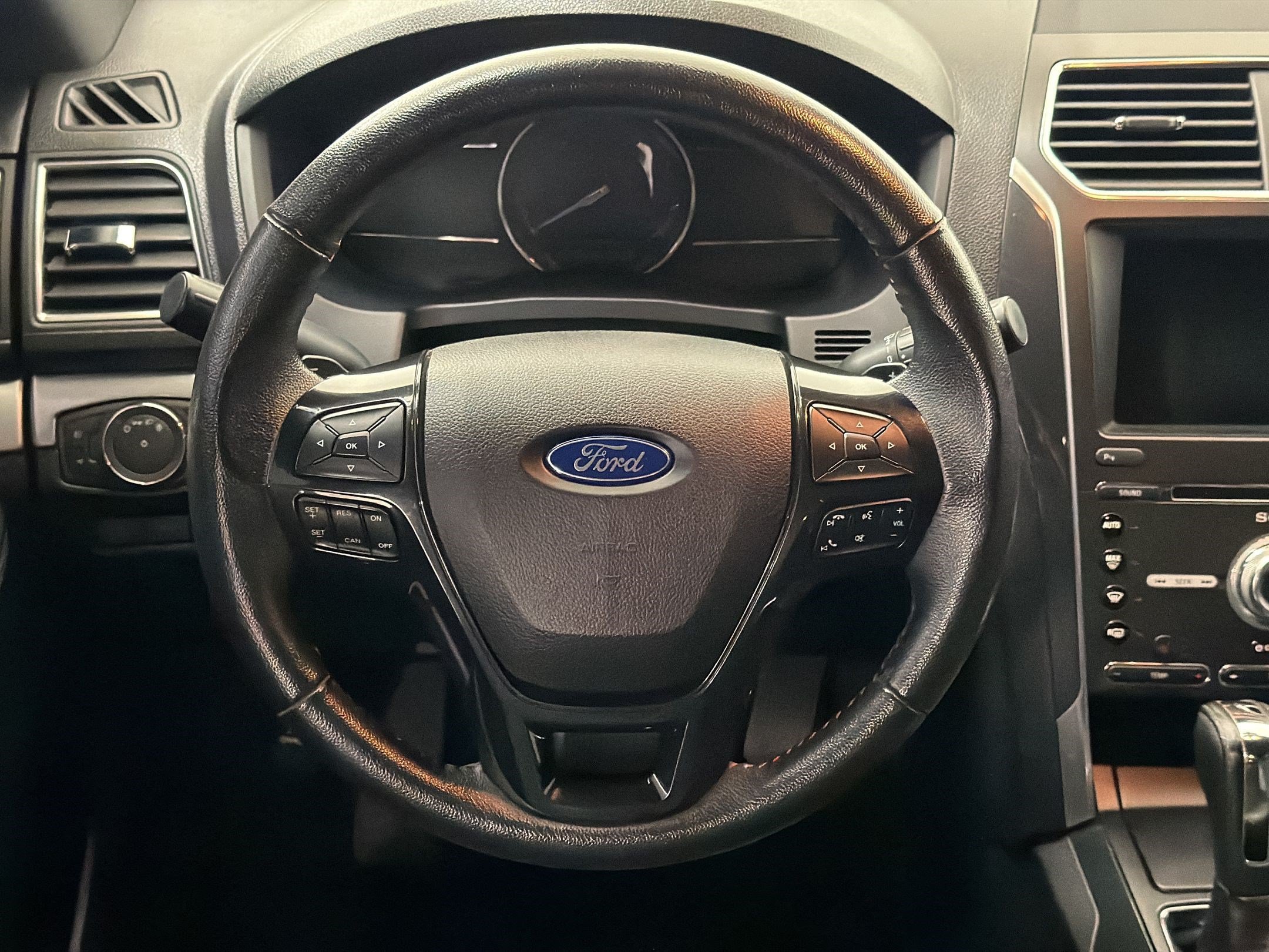 Used 2018 Ford Explorer Sport AWD/4WD image 11
