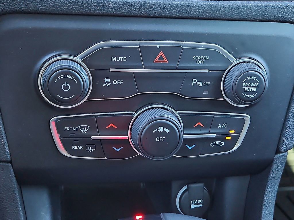Used 2023 Dodge Charger SXT image 26