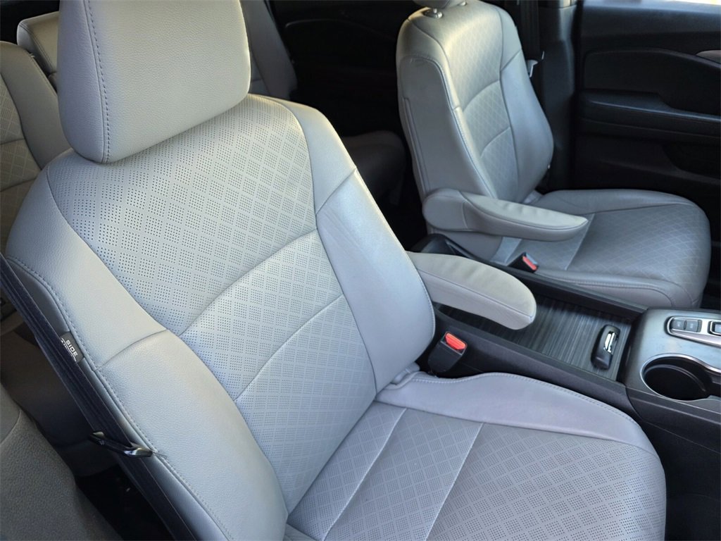 Used 2021 Honda Passport EX-L image 32