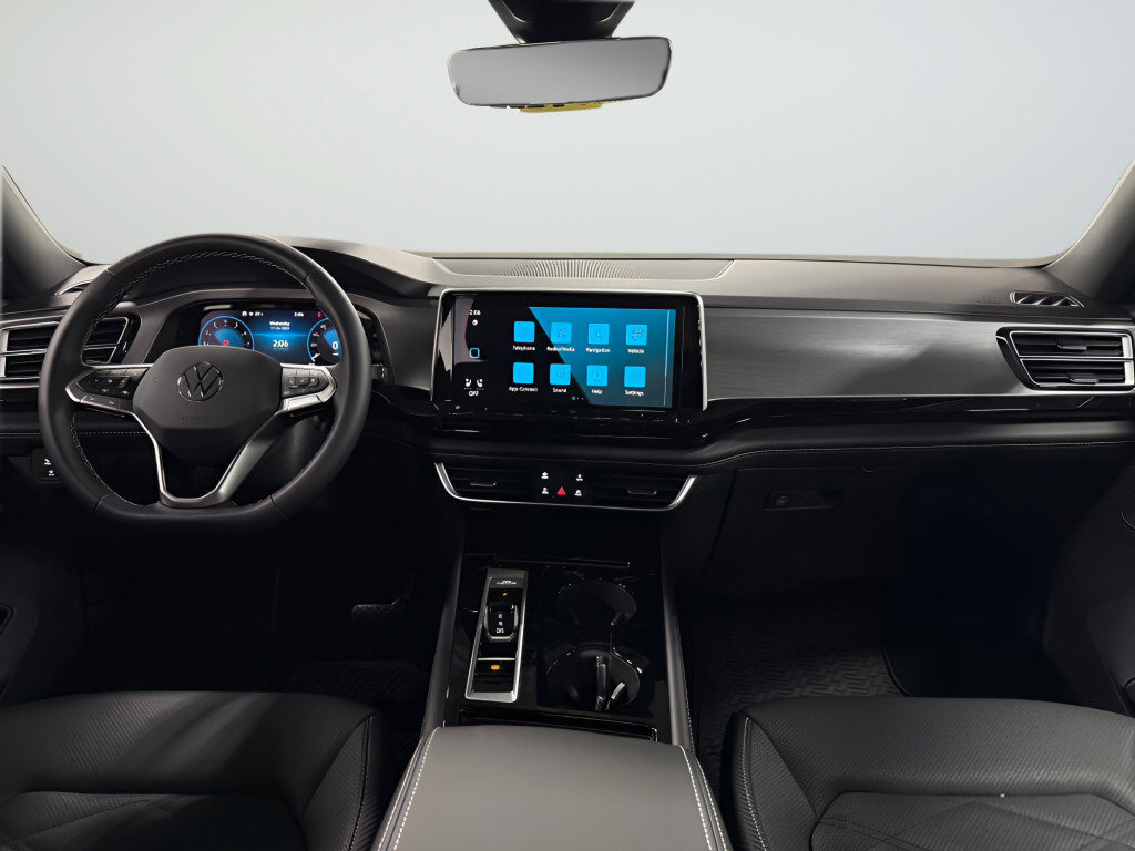 New 2026 Volkswagen Atlas Cross Sport SE image 10