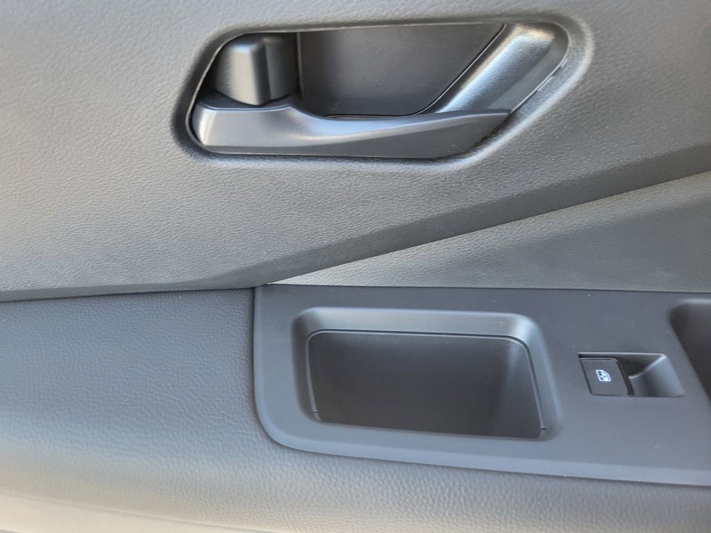 New 2025 Nissan Pathfinder SV image 12