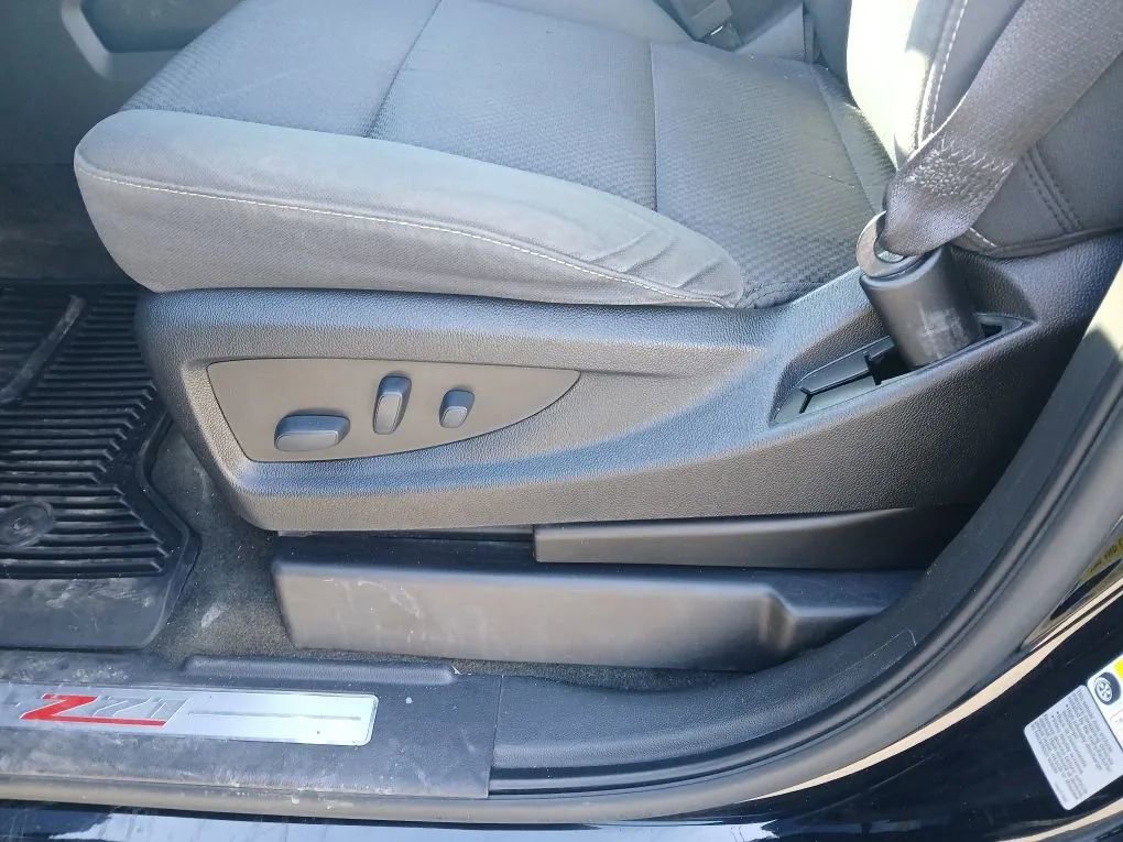 Used 2017 Chevrolet Silverado 1500 LT w/ All Star Edition image 11