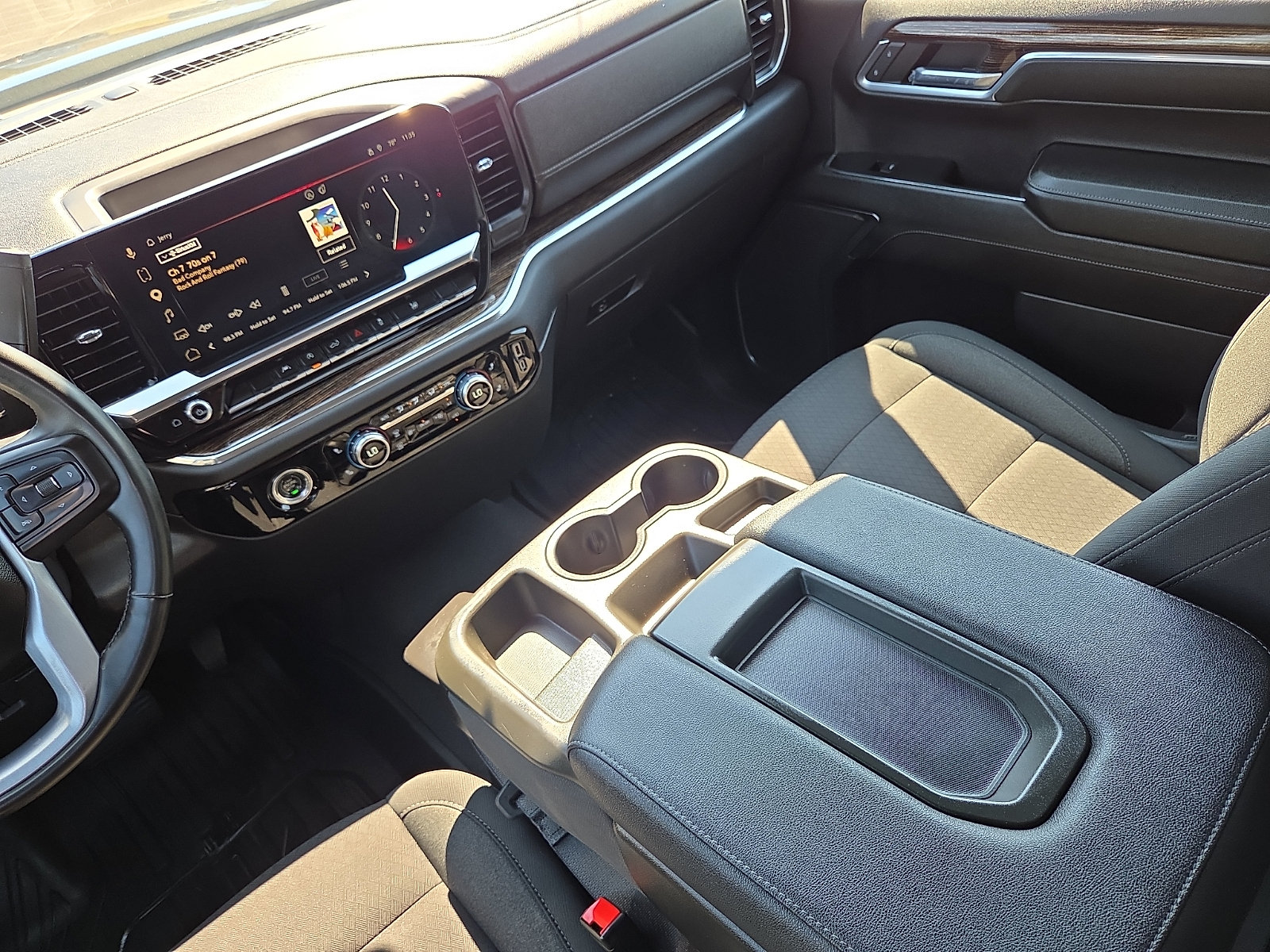 Used 2023 GMC Sierra 1500 SLE RWD image 12
