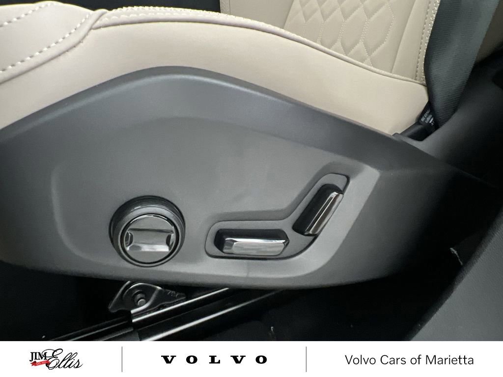 New 2026 Volvo XC60 B5 Plus w/ Protection Package Premier image 12