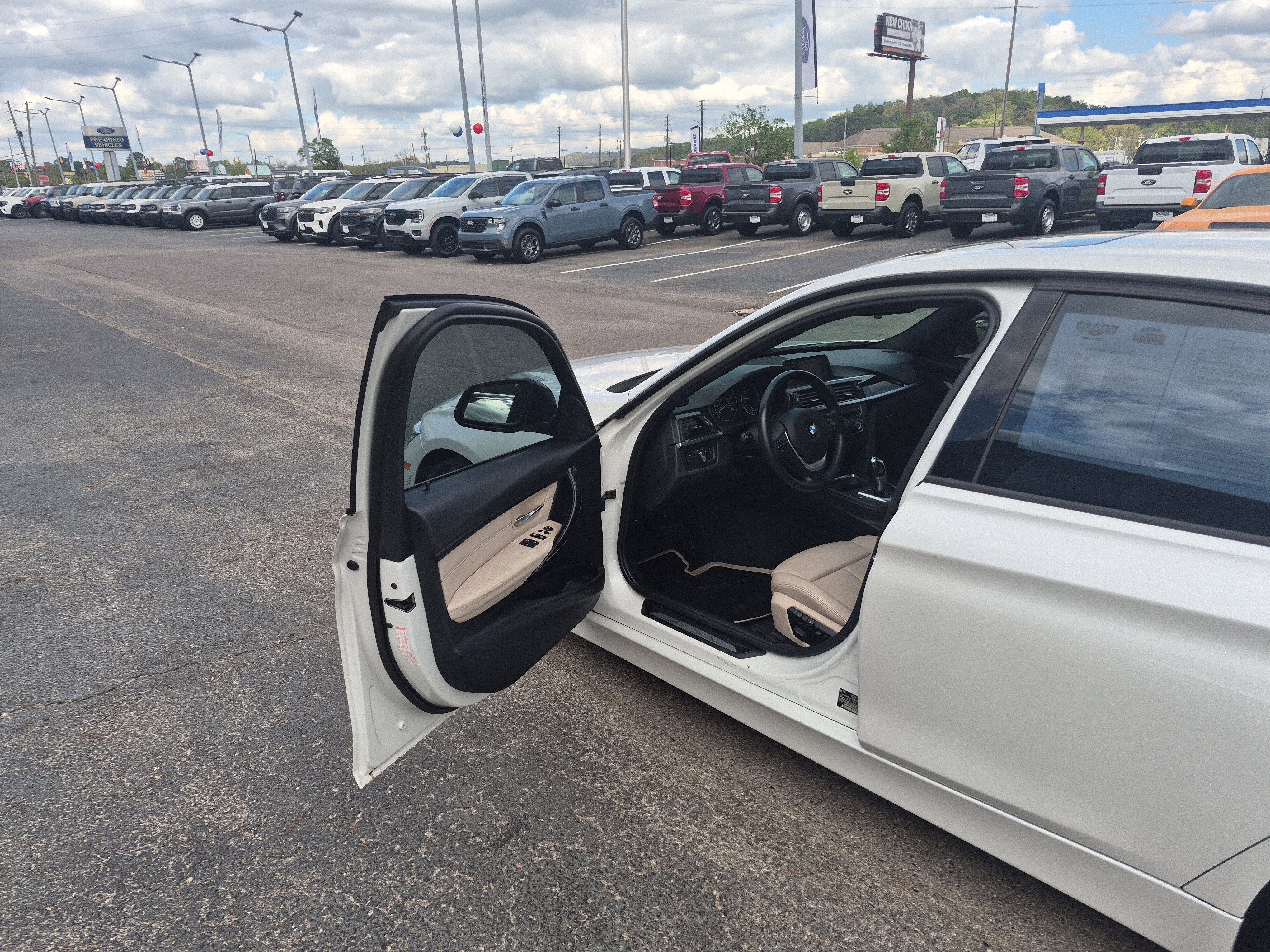 Used 2014 BMW 328i Sedan RWD image 8