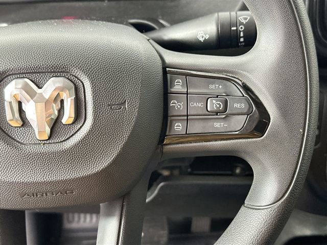 Used 2025 RAM ProMaster 2500 w/ Convenience Group image 20