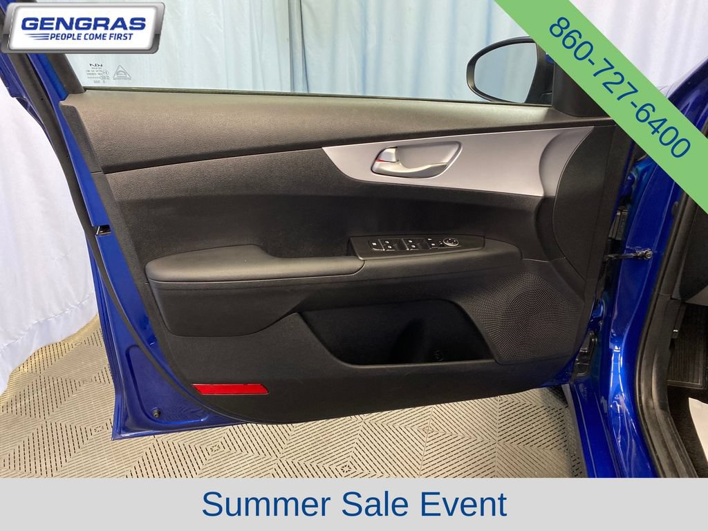 Used 2024 Kia Forte LXS FWD image 11