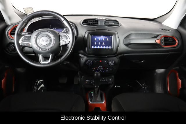 Used 2018 Jeep Renegade Trailhawk w/ Safety & Security Group AWD/4WD image 13