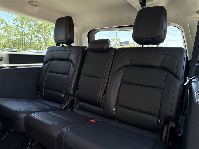 New 2025 Lincoln Navigator L Reserve image 22