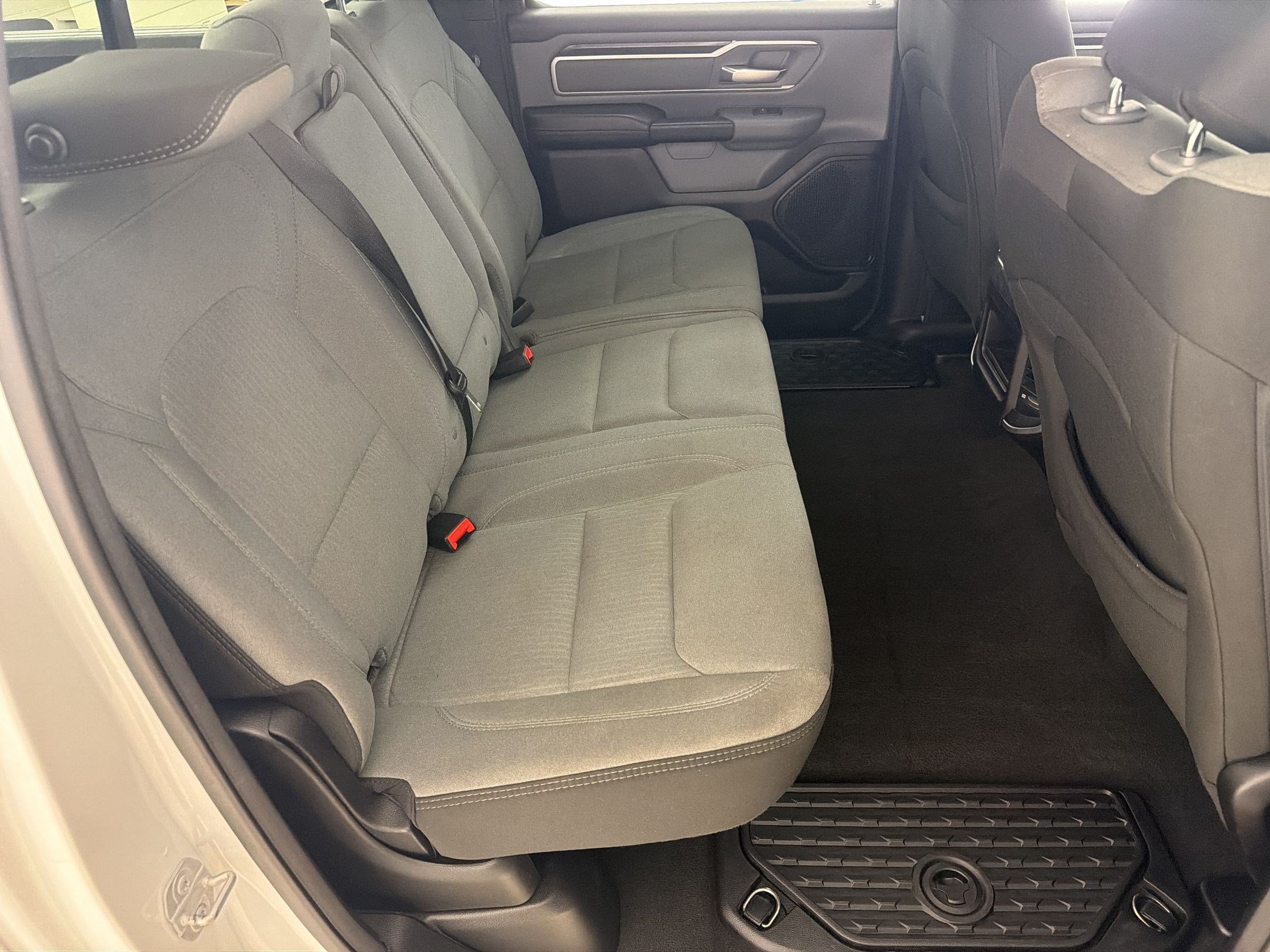 Used 2023 RAM 1500 Big Horn AWD/4WD image 29