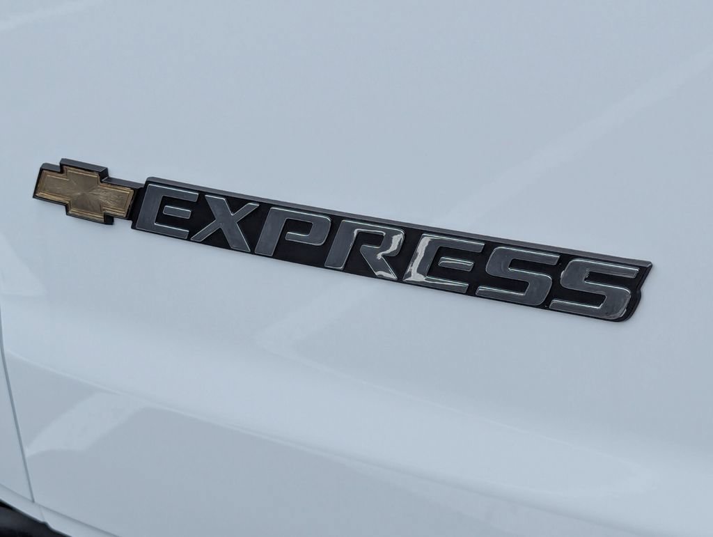 New 2026 Chevrolet Express 2500 Extended w/ Driver Convenience Package RWD image 10