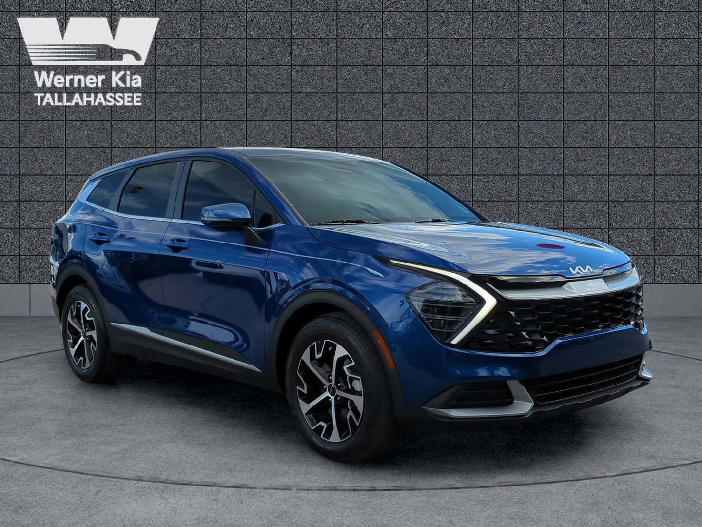 Certified 2024 Kia Sportage EX image 3