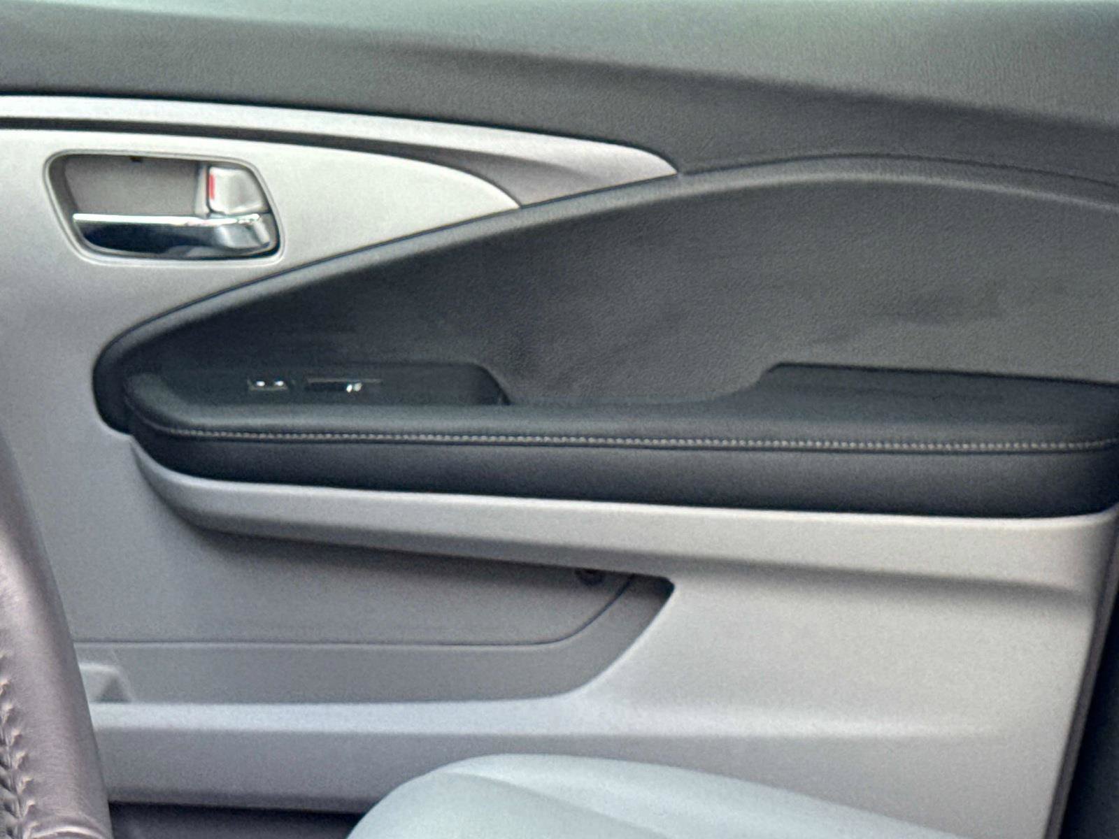 Certified 2023 Honda Ridgeline RTL image 21