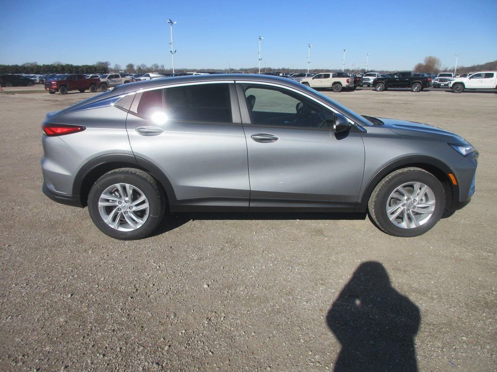 New 2026 Buick Envista Preferred image 3