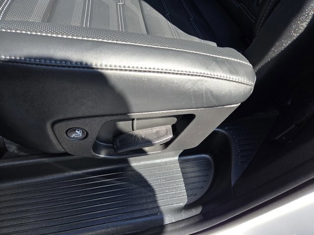 Used 2024 Kia Telluride SX Prestige w/ Towing Package image 34