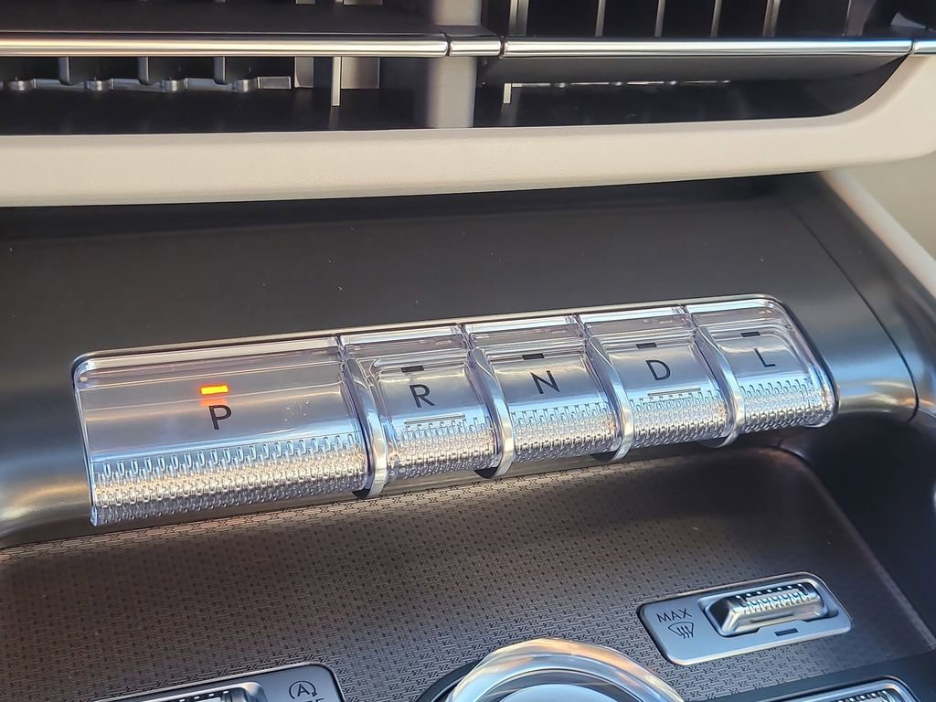 New 2026 Lincoln Nautilus Premier image 23