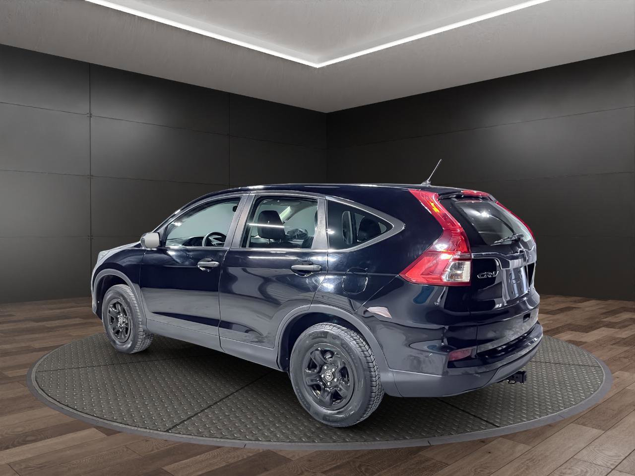 Used 2015 Honda CR-V LX image 6