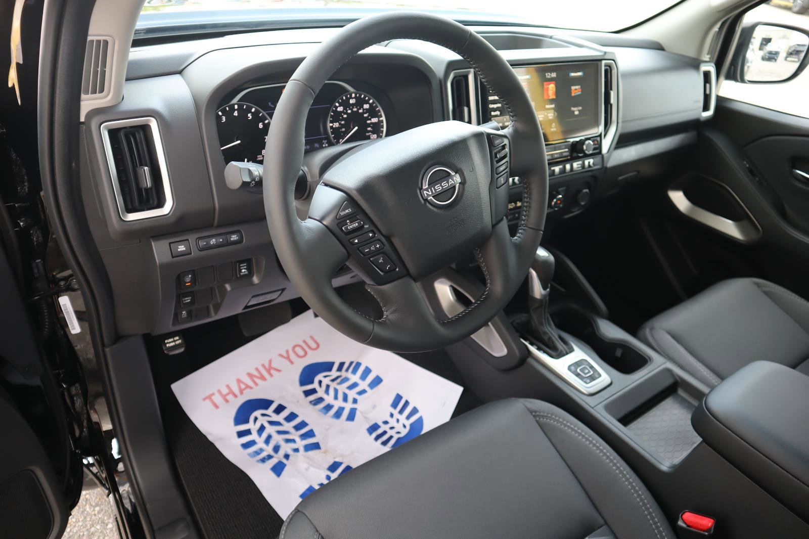 New 2026 Nissan Frontier 4x4 Crew Cab image 22