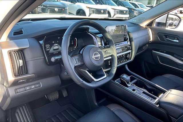 Certified 2024 Nissan Pathfinder Platinum w/ Cargo Package image 14