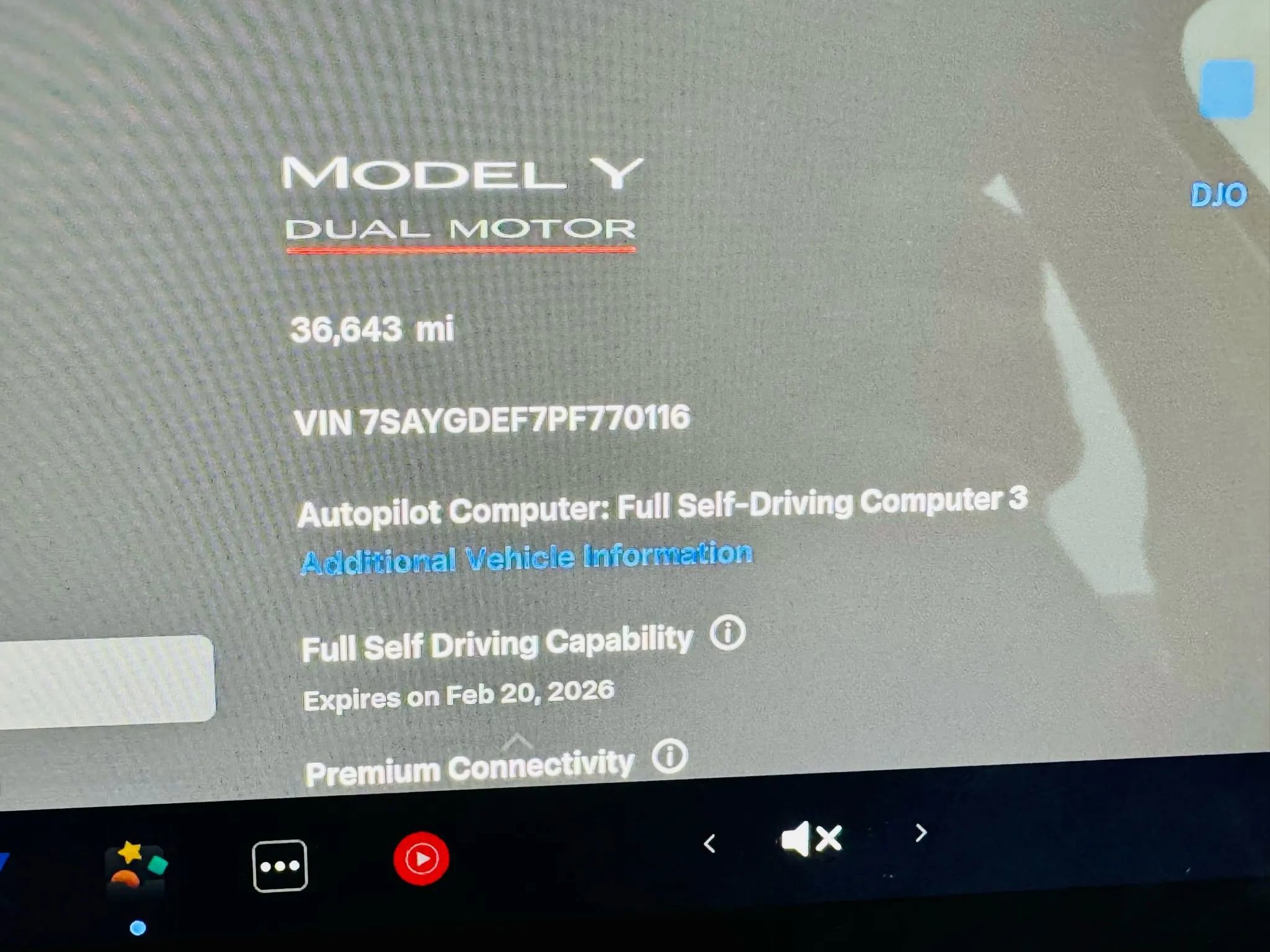 Used 2023 Tesla Model Y Performance image 33