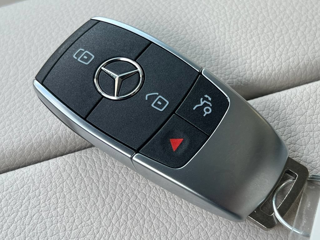 New 2026 Mercedes-Benz GLA 250 4MATIC image 30